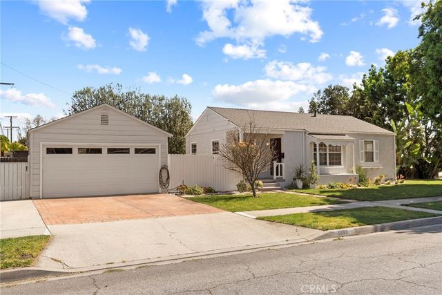 5960 Pepperwood Avenue, Lakewood, CA 90712