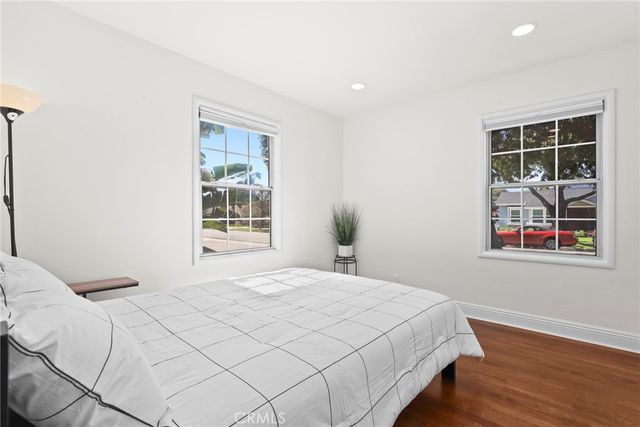 5960 Pepperwood Avenue, Lakewood, CA 90712