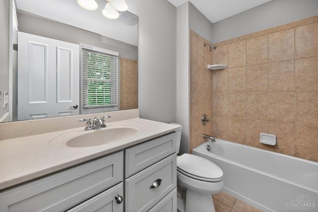 6607 Red Hawk Court, Hamilton Twp, OH 45039