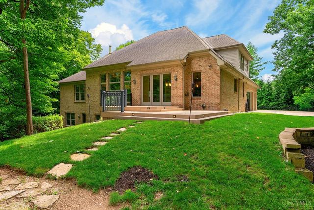 6607 Red Hawk Court, Hamilton Twp, OH 45039