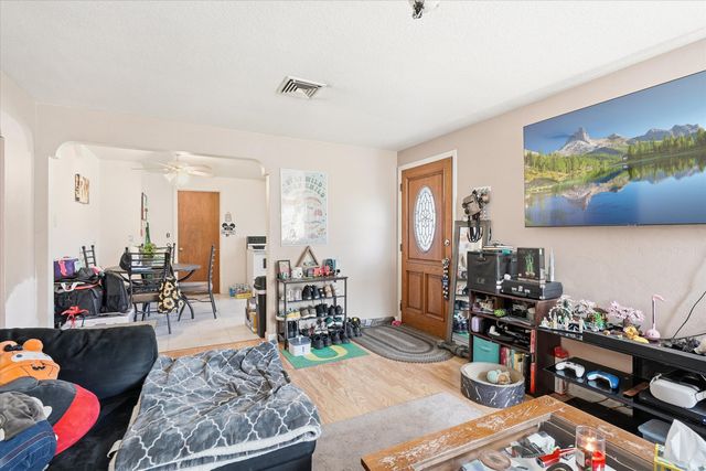 1378 NW Conklin Avenue, Grants Pass, OR 97526