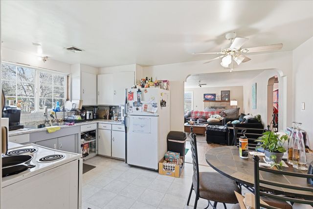 1378 NW Conklin Avenue, Grants Pass, OR 97526