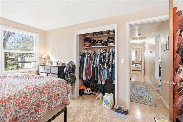 1378 NW Conklin Avenue, Grants Pass, OR 97526