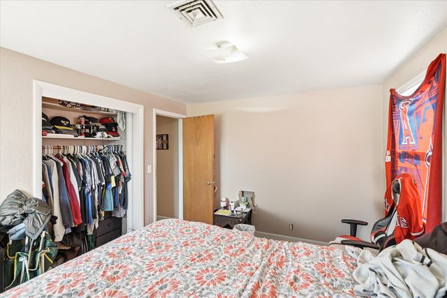 1378 NW Conklin Avenue, Grants Pass, OR 97526