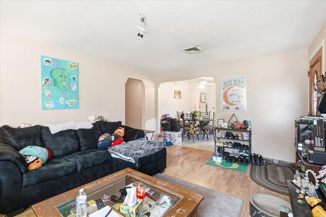 1378 NW Conklin Avenue, Grants Pass, OR 97526