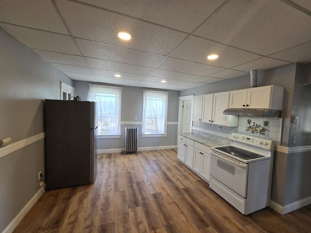 3 North Woodford St 2, Worcester, MA 01604