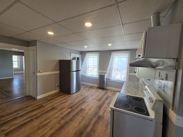 3 North Woodford St 2, Worcester, MA 01604