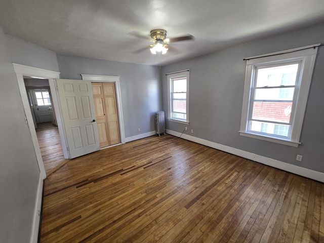 3 North Woodford St 2, Worcester, MA 01604