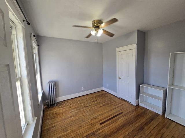 3 North Woodford St 2, Worcester, MA 01604