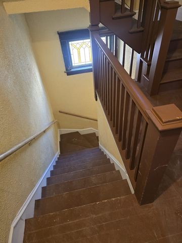 3 North Woodford St 2, Worcester, MA 01604