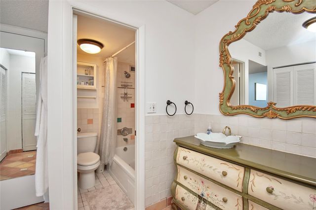 3540 Ocean Boulevard 303, Palm Beach, FL 33480
