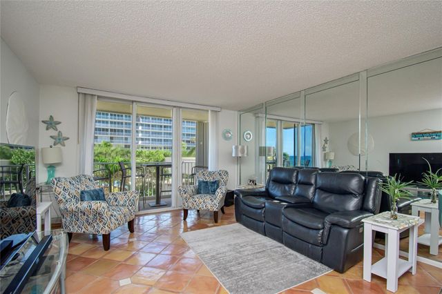 3540 Ocean Boulevard 303, Palm Beach, FL 33480