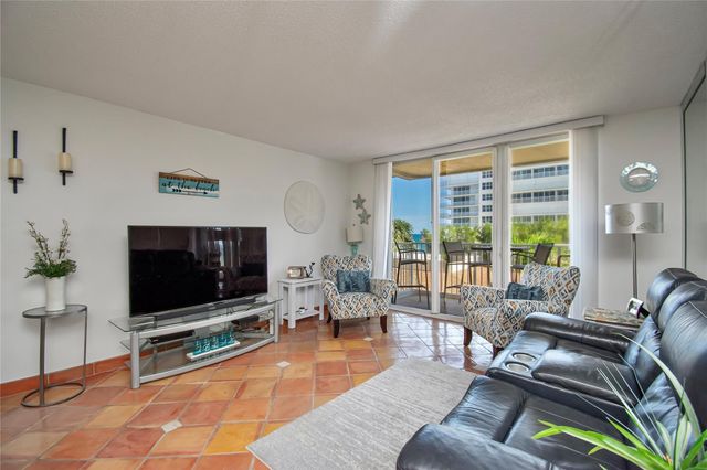 3540 Ocean Boulevard 303, Palm Beach, FL 33480