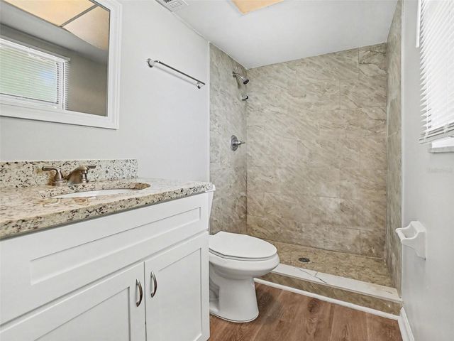 555 THOMAS JEFFERSON WAY, Orlando, FL 32809