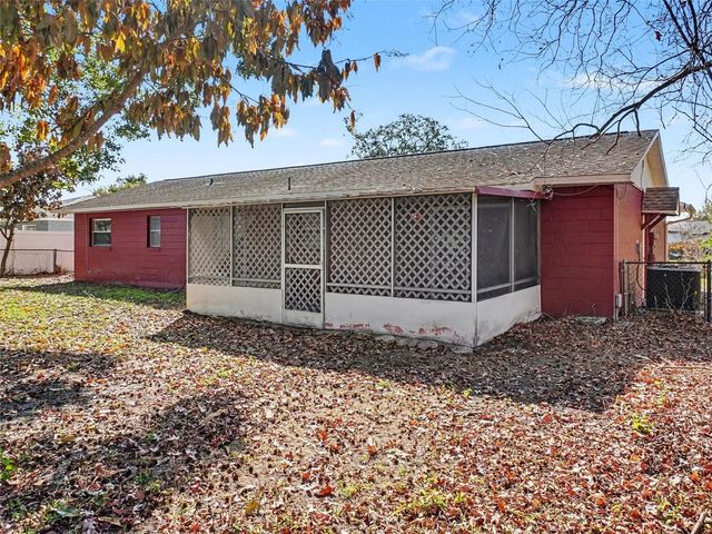 555 THOMAS JEFFERSON WAY, Orlando, FL 32809