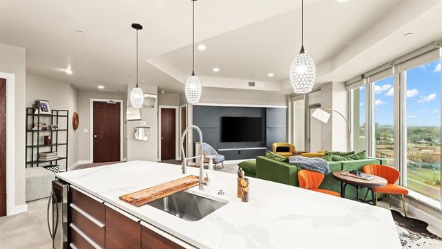 5900 Mosteller Drive 104, Oklahoma City, OK 73112