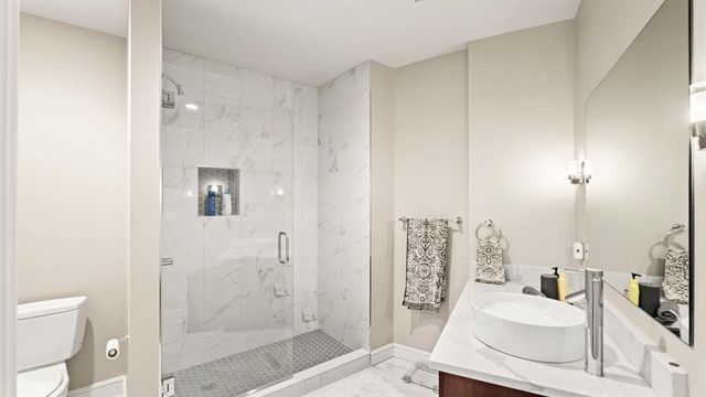 5900 Mosteller Drive 104, Oklahoma City, OK 73112