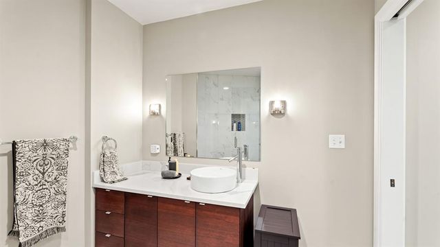 5900 Mosteller Drive 104, Oklahoma City, OK 73112