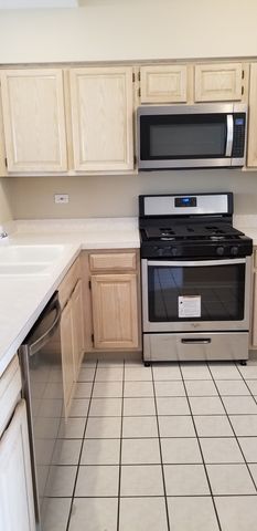 147 Polaris Drive, Lake In The Hills, IL 60156