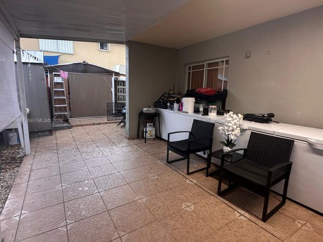 11053 W Okeechobee Rd 102, Hialeah Gardens, FL 33018