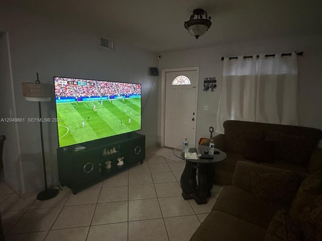 11053 W Okeechobee Rd 102, Hialeah Gardens, FL 33018