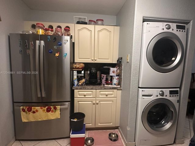 11053 W Okeechobee Rd 102, Hialeah Gardens, FL 33018