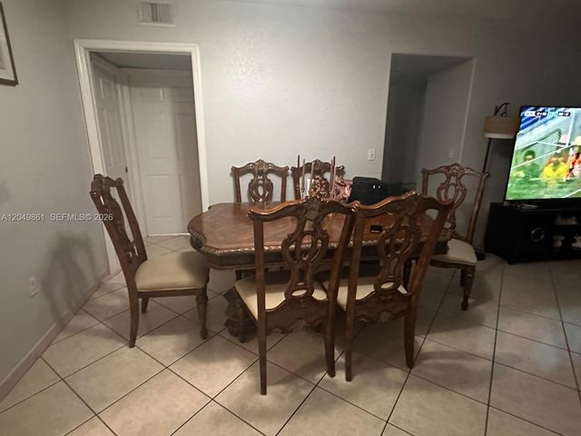 11053 W Okeechobee Rd 102, Hialeah Gardens, FL 33018
