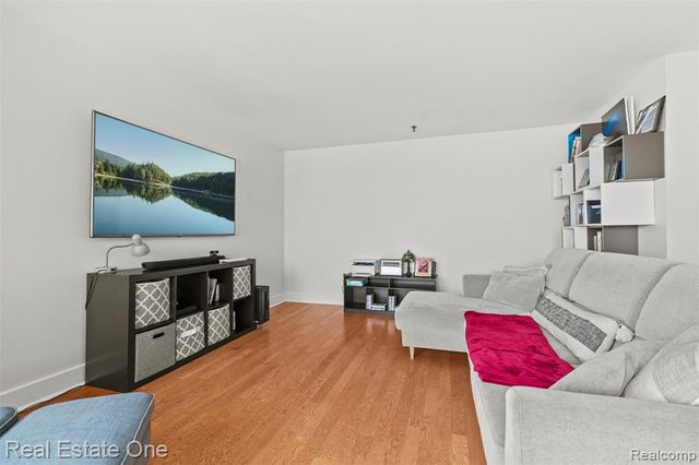 1001 W Jefferson Avenue 24D, Detroit, MI 48226