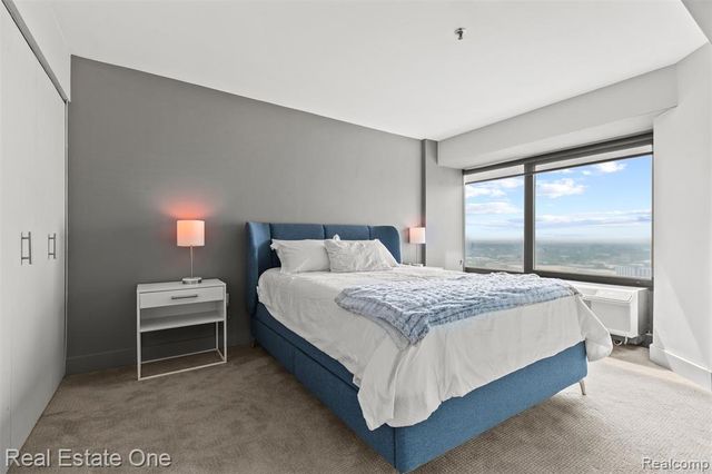 1001 W Jefferson Avenue 24D, Detroit, MI 48226