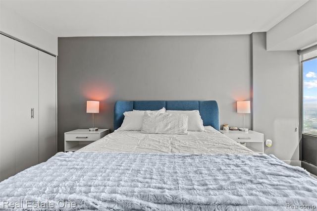 1001 W Jefferson Avenue 24D, Detroit, MI 48226