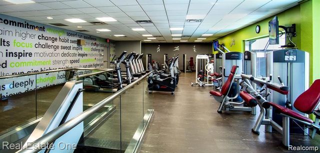 1001 W Jefferson Avenue 24D, Detroit, MI 48226