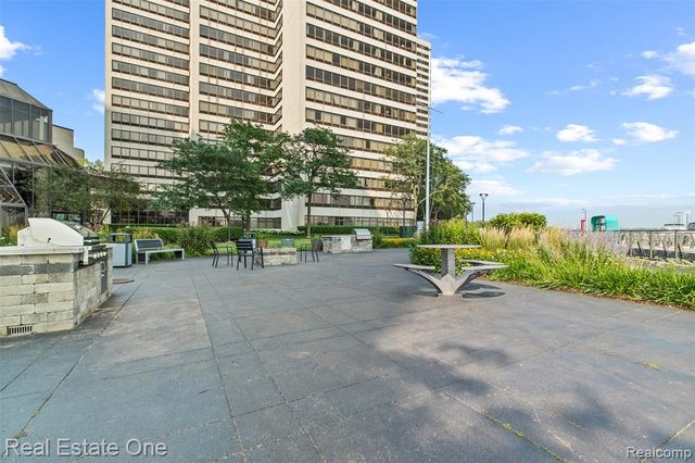 1001 W Jefferson Avenue 24D, Detroit, MI 48226