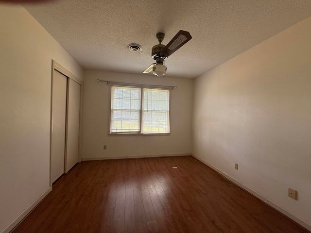 101 Morris Circle, Hemingway, SC 29554