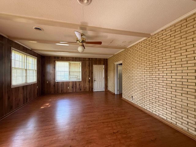 101 Morris Circle, Hemingway, SC 29554