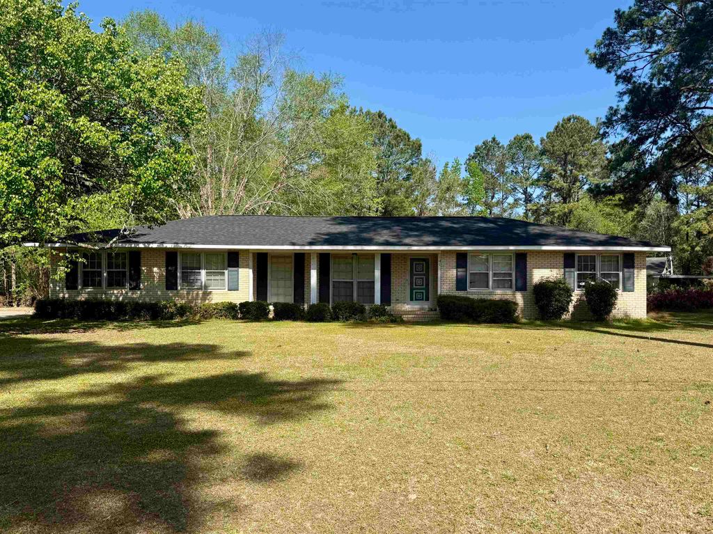 101 Morris Circle, Hemingway, SC 29554