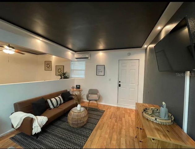 7908 W ELM STREET, Tampa, FL 33615