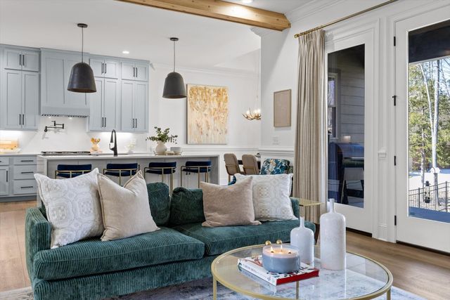 8293 Mountain Laurel Trail, Signal Mountain, TN 37377