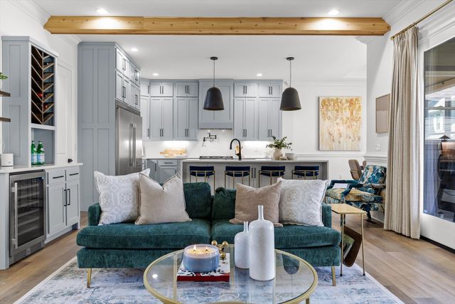 8293 Mountain Laurel Trail, Signal Mountain, TN 37377