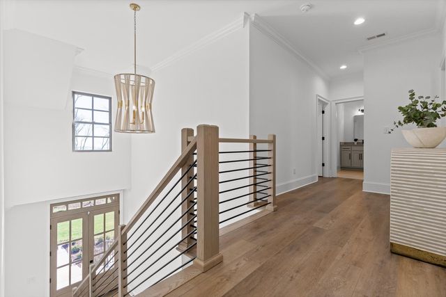 8293 Mountain Laurel Trail, Signal Mountain, TN 37377