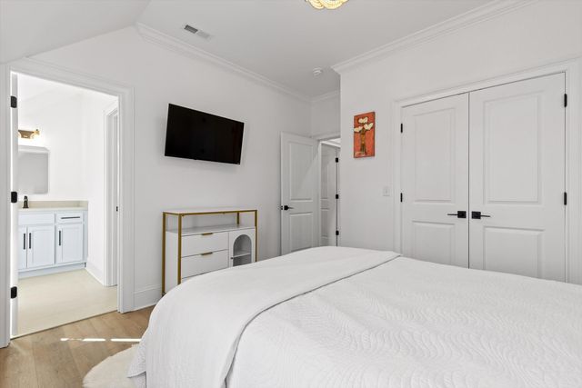 8293 Mountain Laurel Trail, Signal Mountain, TN 37377