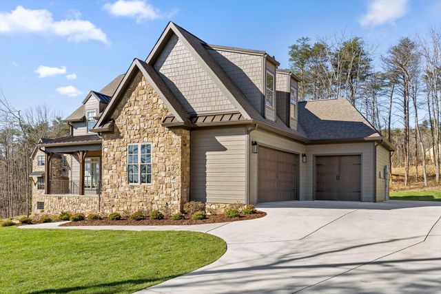 8293 Mountain Laurel Trail, Signal Mountain, TN 37377