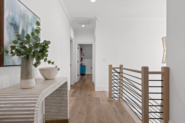 8293 Mountain Laurel Trail, Signal Mountain, TN 37377