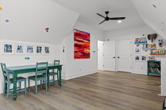 8293 Mountain Laurel Trail, Signal Mountain, TN 37377