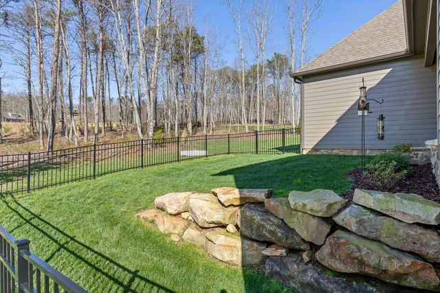 8293 Mountain Laurel Trail, Signal Mountain, TN 37377