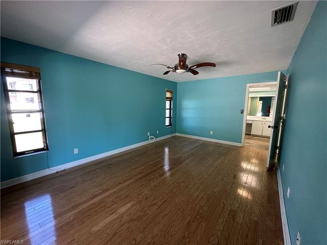 20600 Charing Cross CIR, Estero, FL 33928