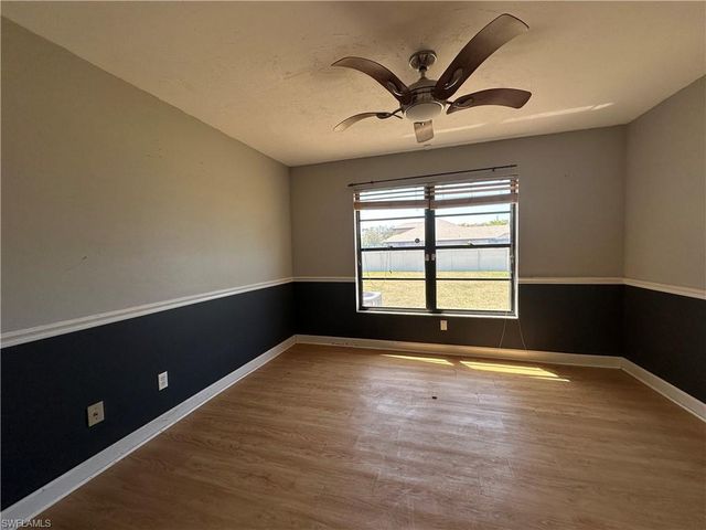 20600 Charing Cross CIR, Estero, FL 33928