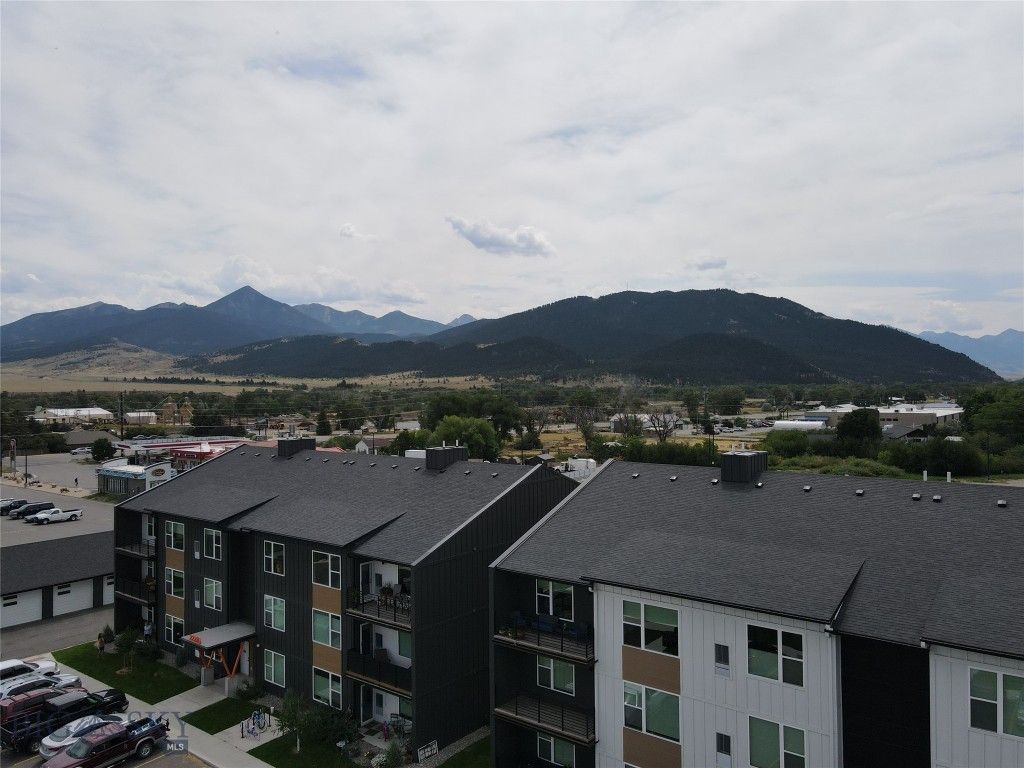 2221 Willow G, Livingston, MT 59047