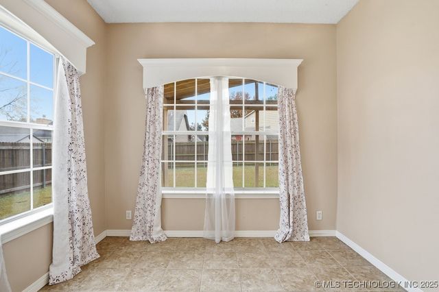 8514 E 93rd Street, Tulsa, OK 74133