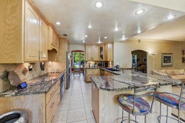 5030 Keane Dr, Carmichael, CA 95608