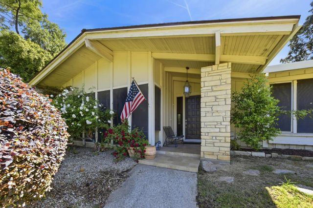 5030 Keane Dr, Carmichael, CA 95608